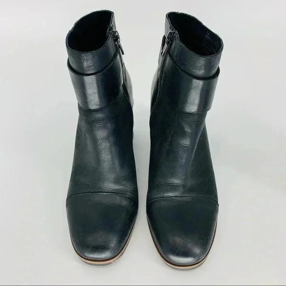 Korks by Kork-Ease Block heel zip up ankle booties - Picture 2 of 7